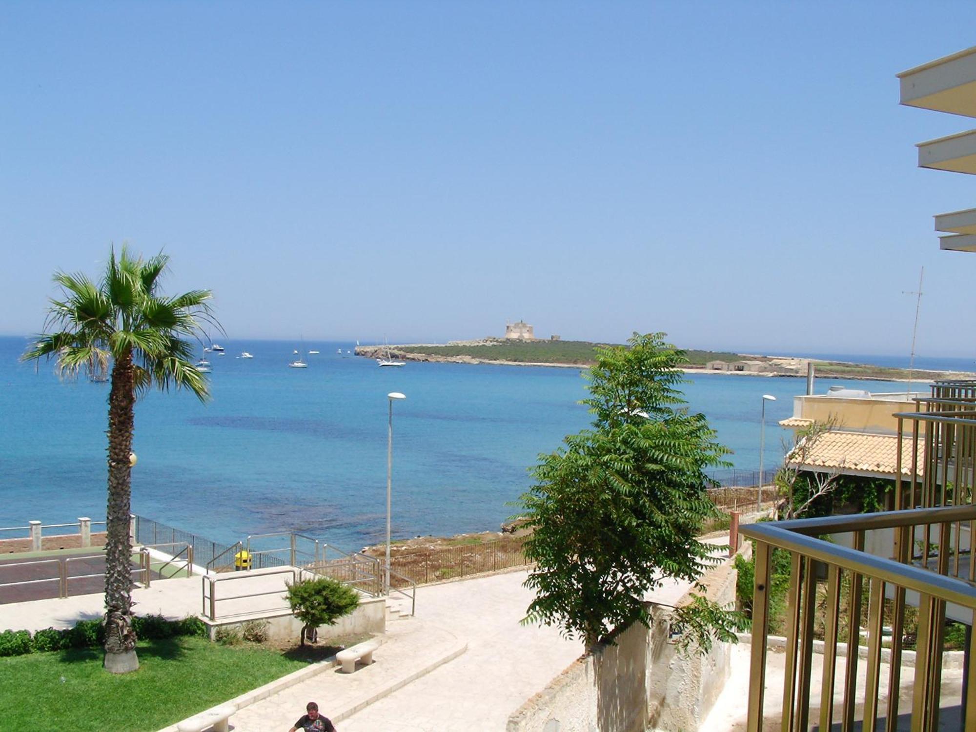 维托里奥酒店 Portopalo Di Capo Passero 外观 照片
